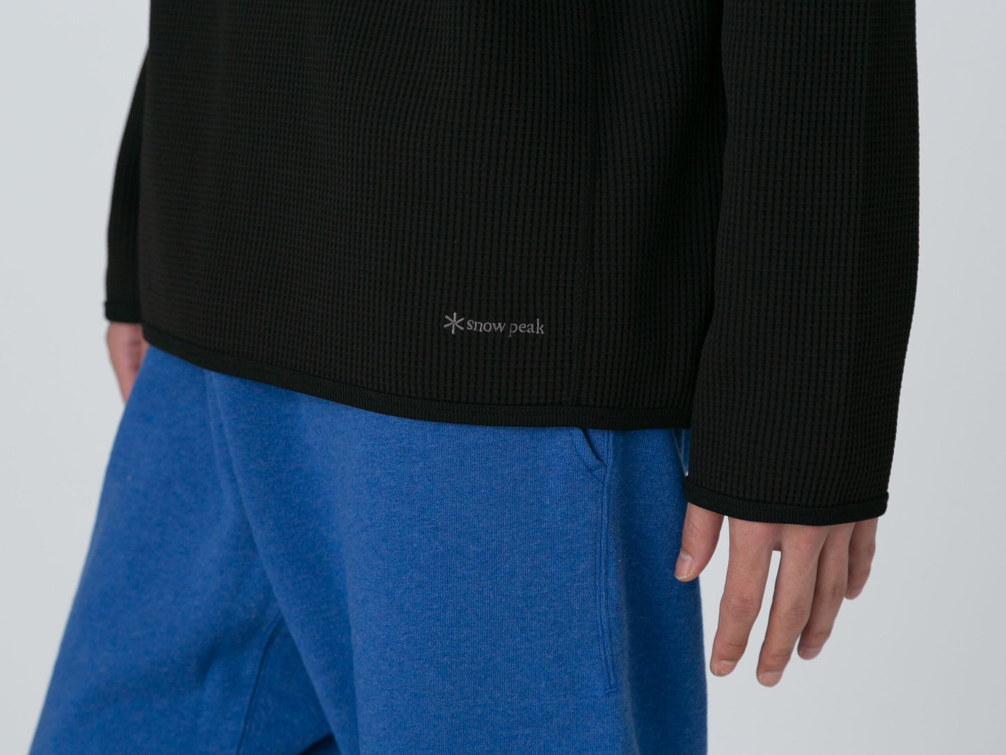 SNOW PEAK DRY WAFFLE LONG-SLEEVE T-SHIRT - BLACK
