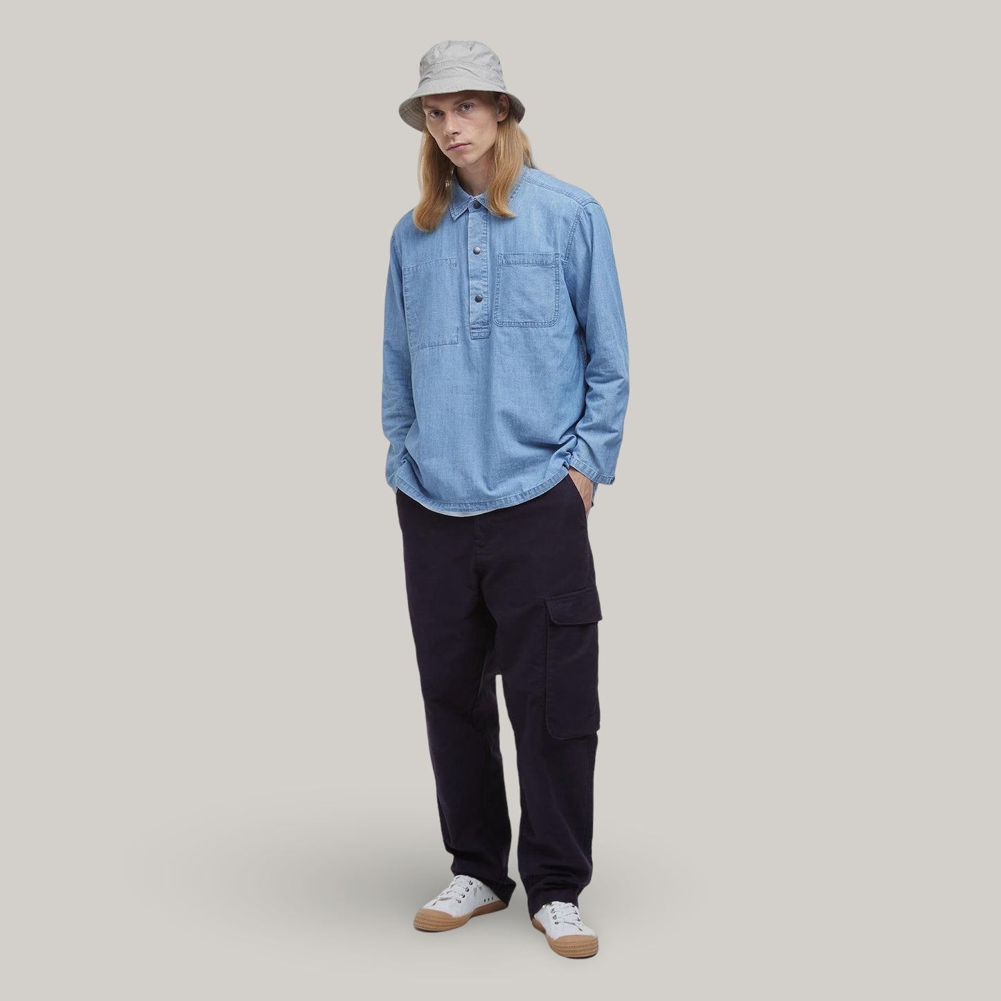 BARBOUR JUNGLE SATEEN CARGO TROUSERS - NAVY