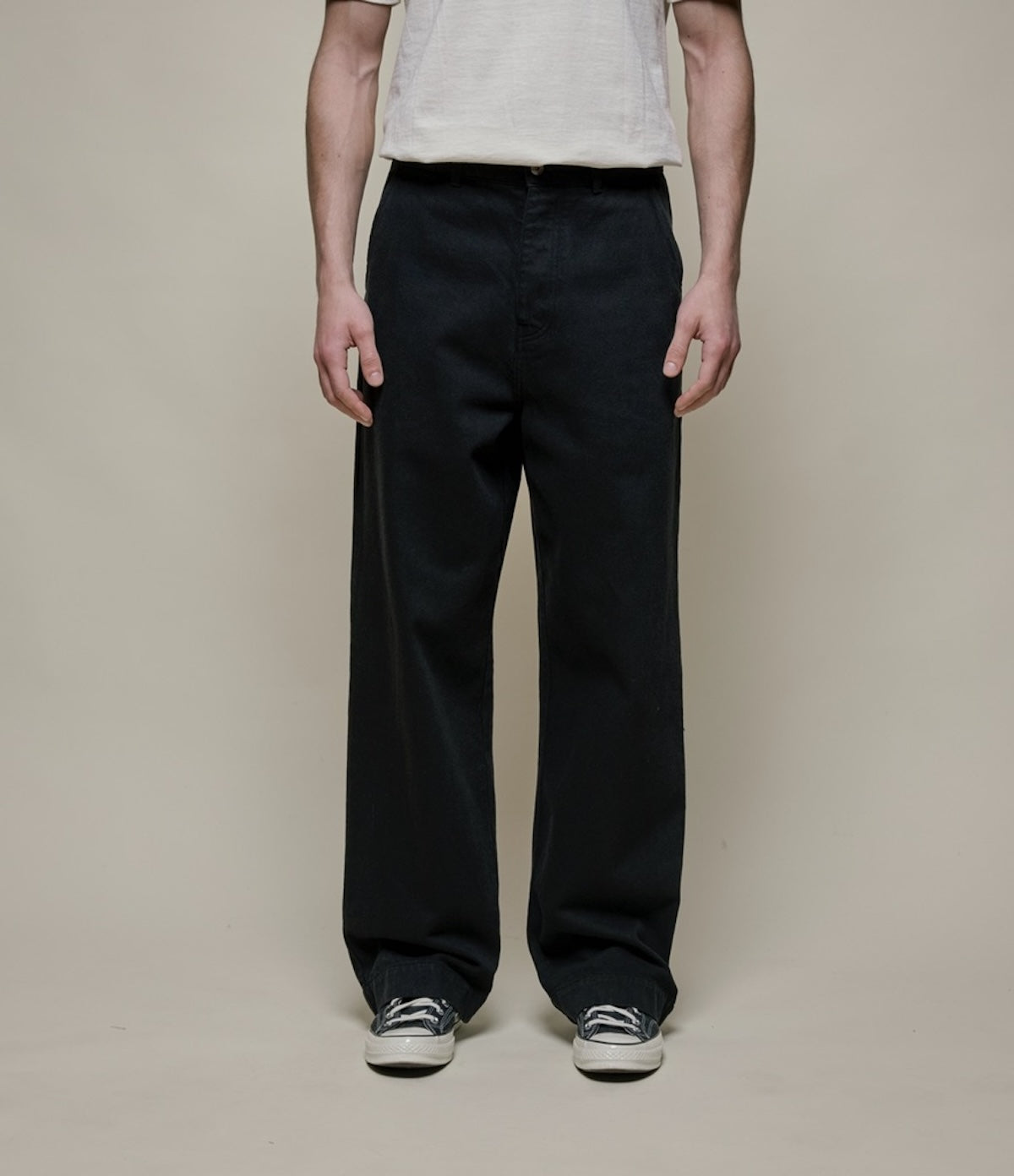MERZ B. SCHWANEN UNISEX HIGH RISE CHINO - BLACK