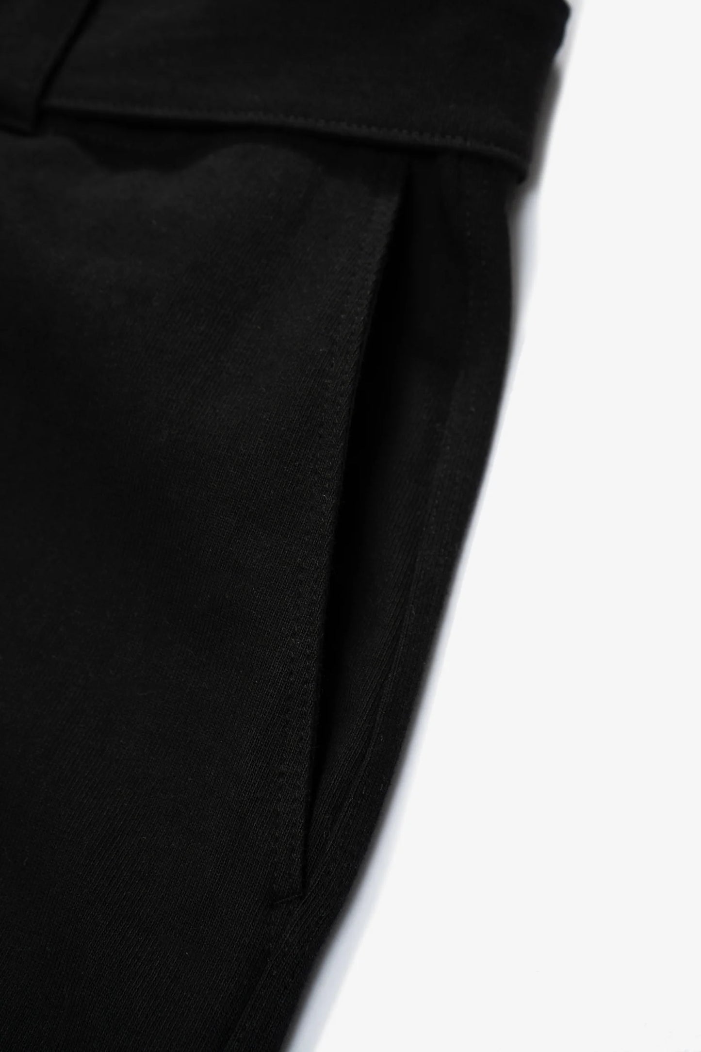 LADY WHITE CO. BELTED JERSEY TROUSER - BLACK