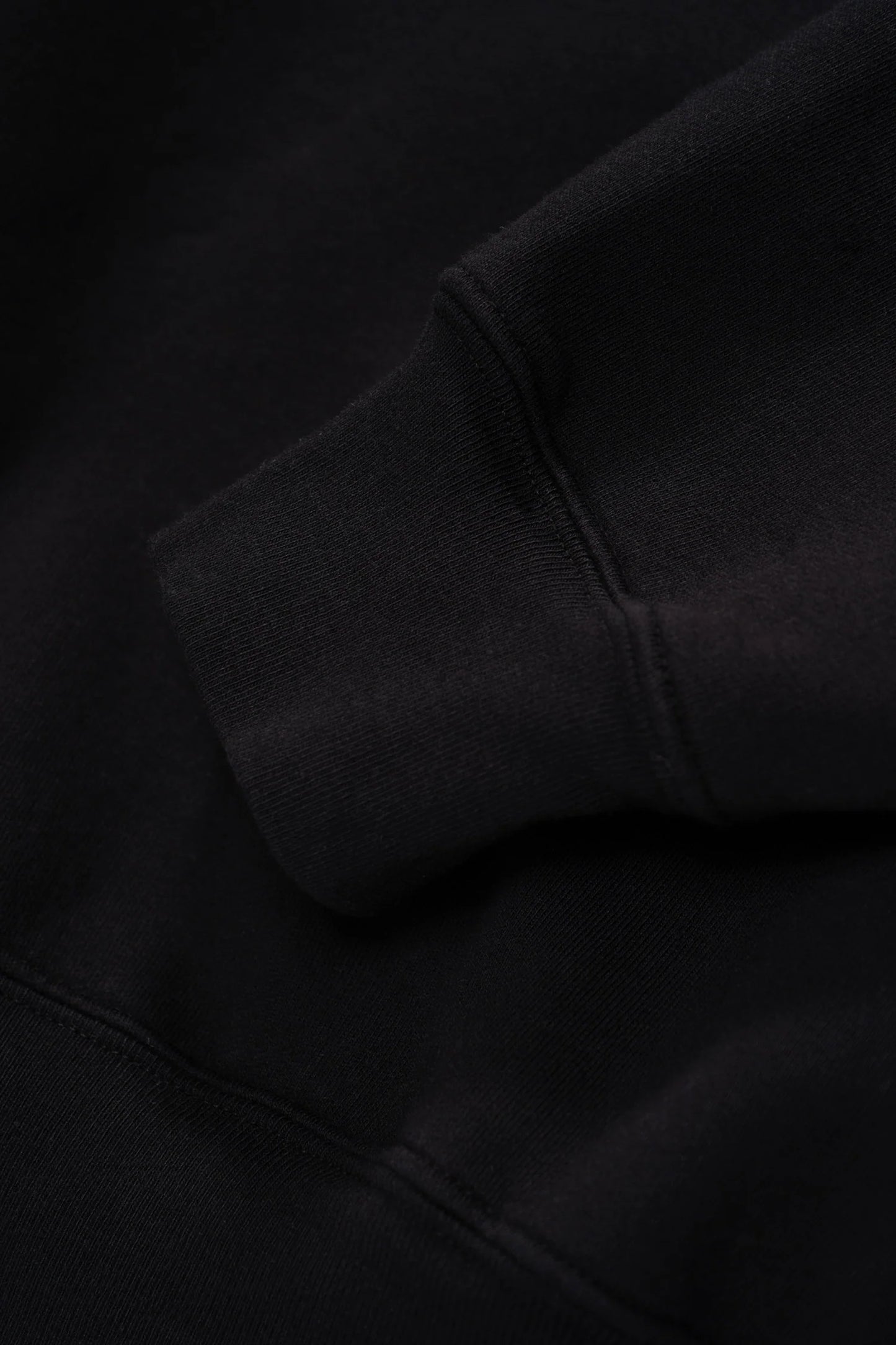 LADY WHITE CO. MINI CREWNECK - BLACK