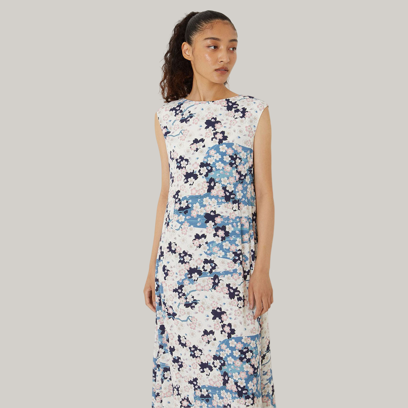 BLUE BLUE JAPAN NAGARE SAKURA SLEEVELESS DRESS - WHITE