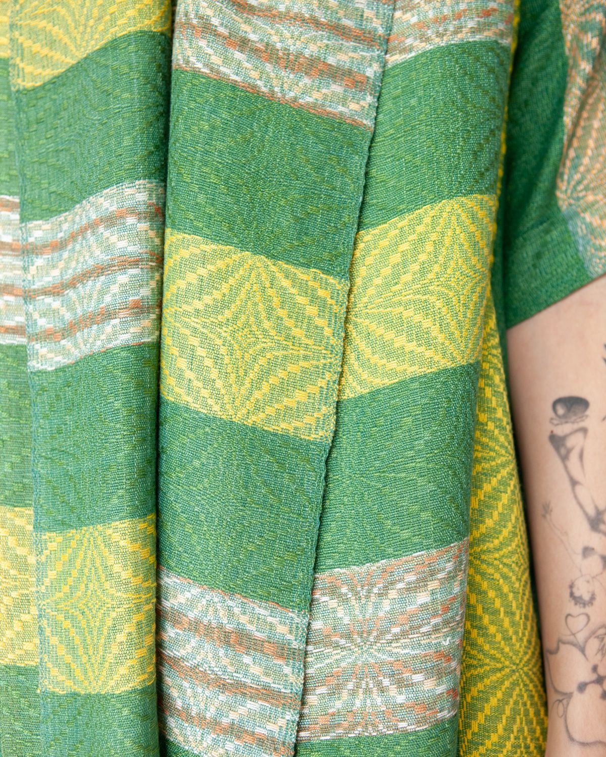 W'MENSWEAR STAR SCARF - GREEN STRIPE