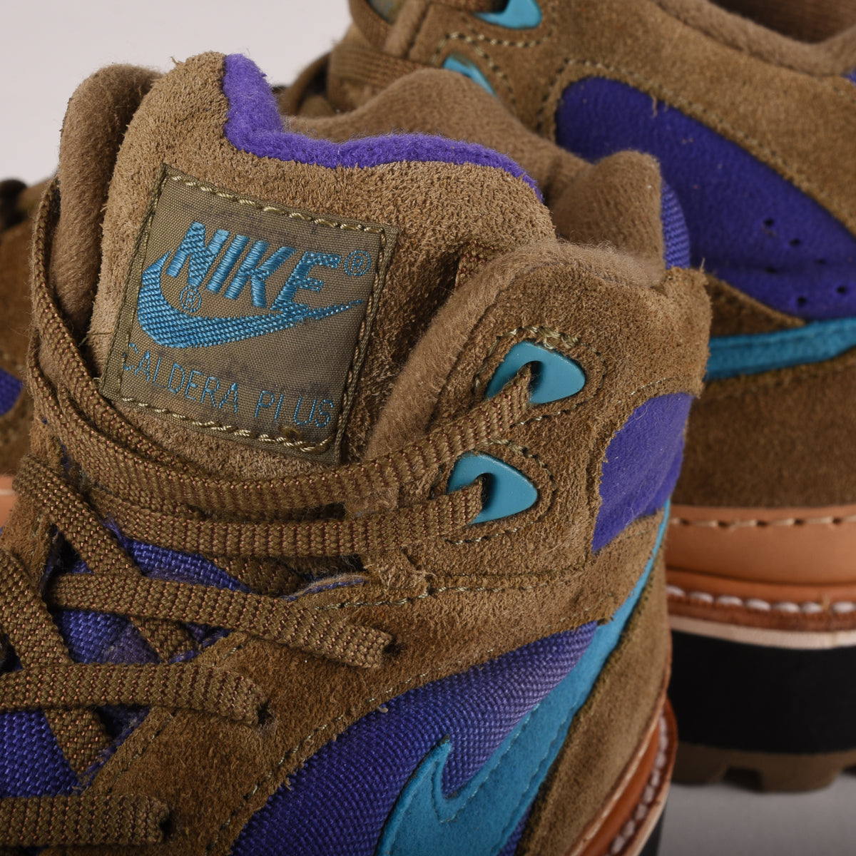reCONSTRUCTED by SAMUEL FALZONE - 1992 NIKE ACG - OLIVE/ PURPLE