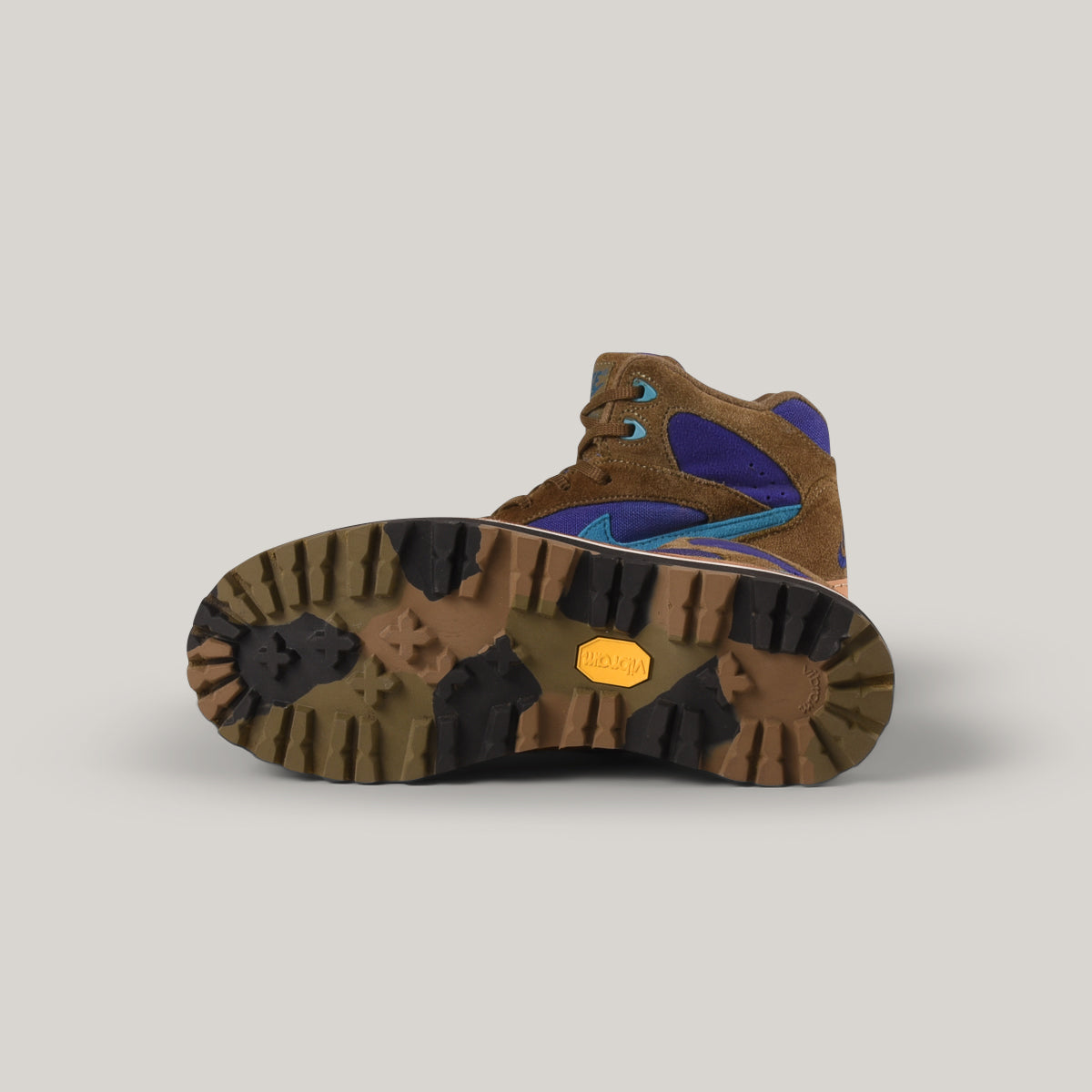 reCONSTRUCTED by SAMUEL FALZONE - 1992 NIKE ACG - OLIVE/ PURPLE