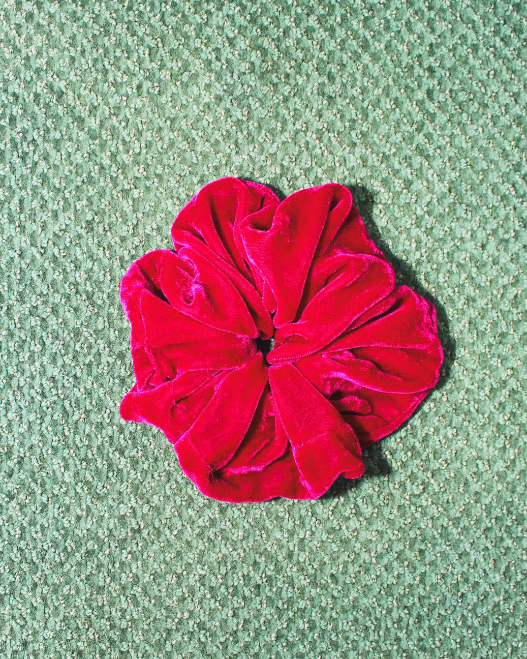 A BRONZE AGE - VELVET SCRUNCHIE - RUBY