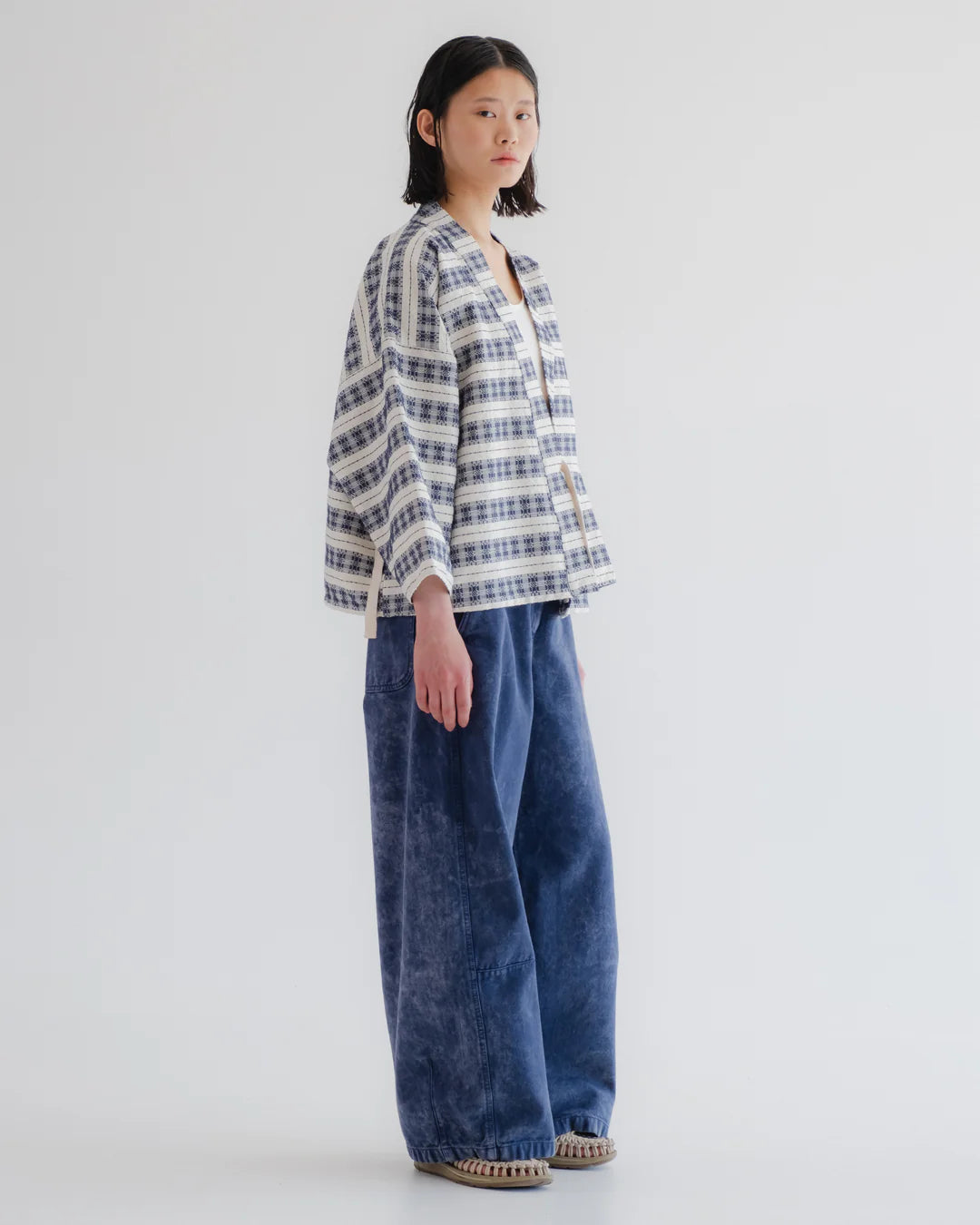 GIRLS OF DUST KIMONO - BELDI JACQUARD - OFF WHITE/ BLUE