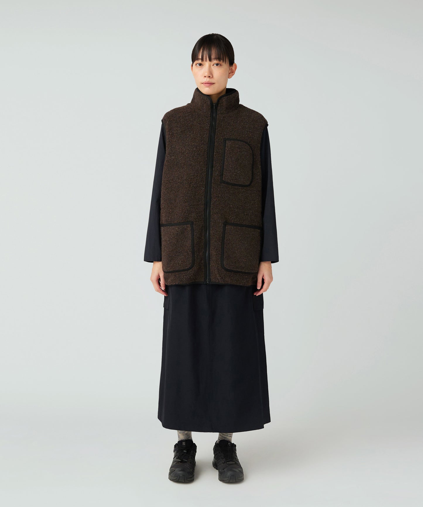SNOW PEAK RECYCLED WOOL BOA VEST - DARK BROWN