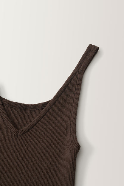 NOTHING WRITTEN HAZE V-NECK SLEEVELESS - BROWN