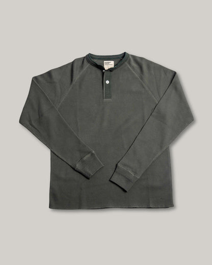 HEIMAT HENLEY WAFFLE TOP - MILITARY GREEN