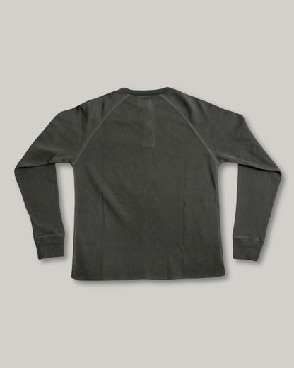 HEIMAT HENLEY WAFFLE TOP - MILITARY GREEN