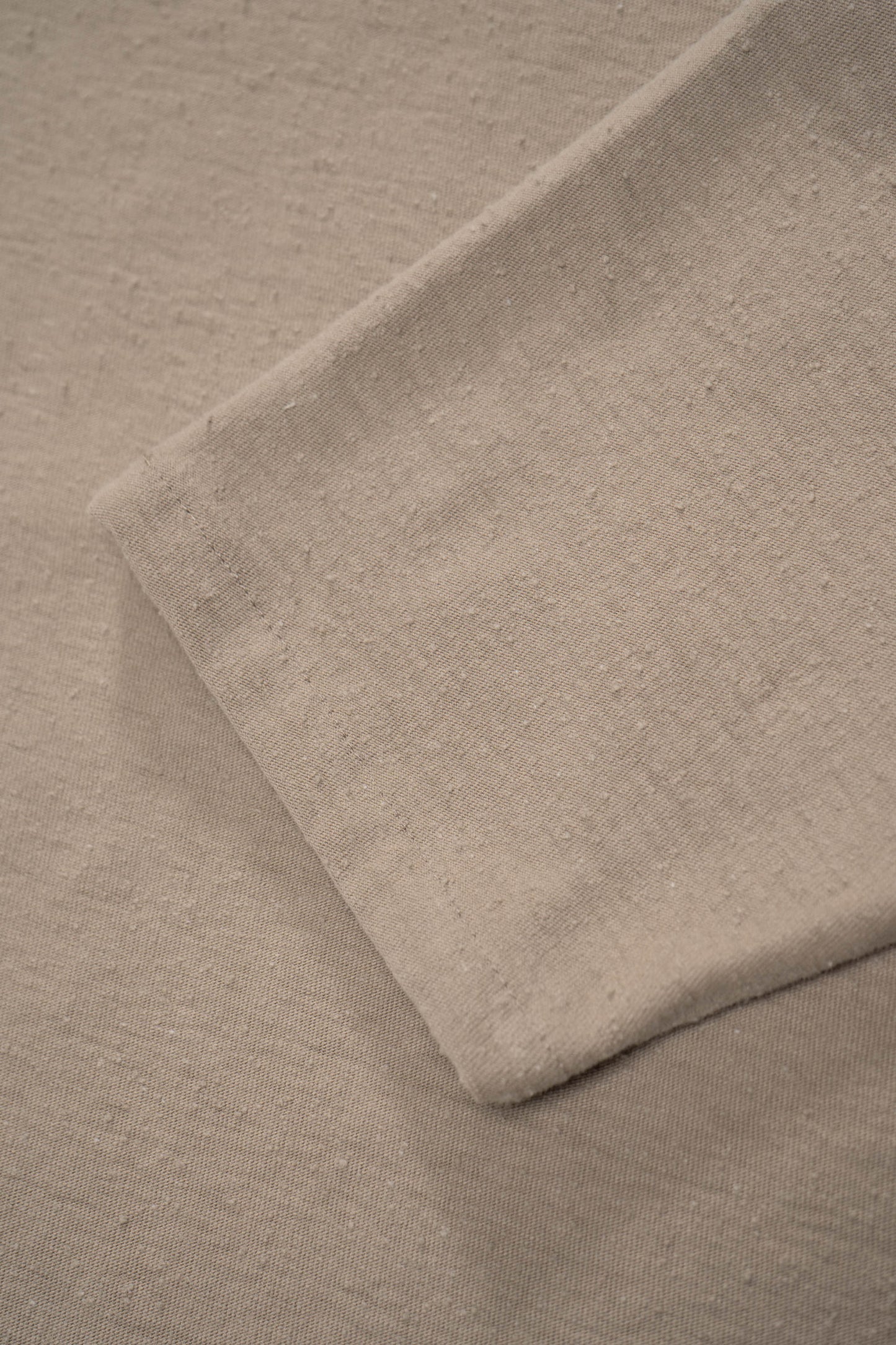 LADY WHITE CO. TWO BUTTON NEP POLO - SAND