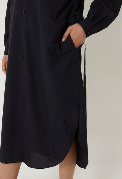 BLUE BLUE JAPAN WOMENS MEBUKI EMBROIDERY STAND UP COLLAR DRESS - DARK NAVY