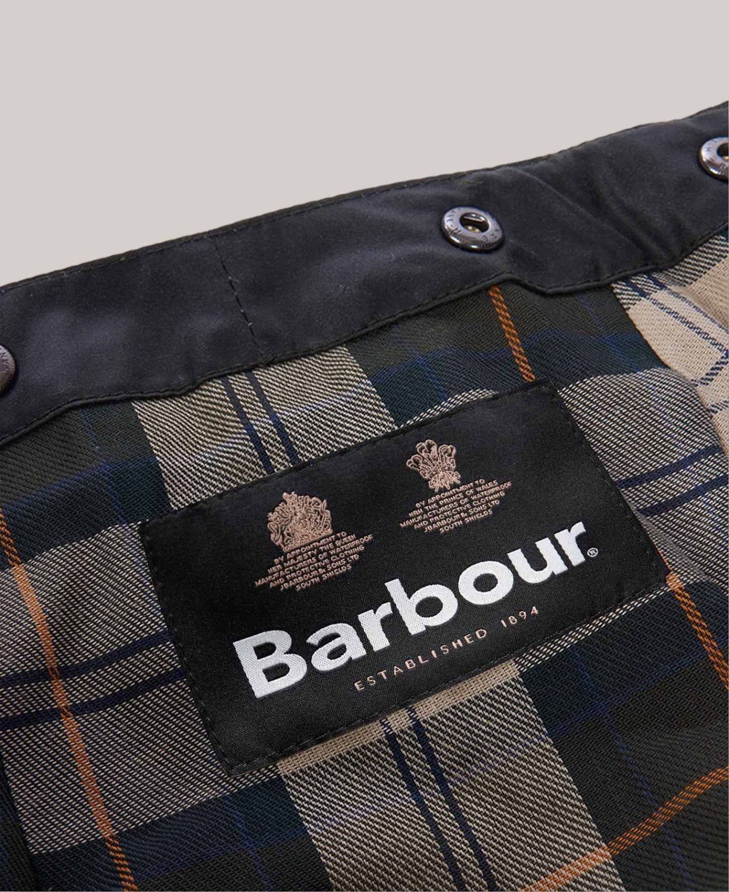 BARBOUR WAXED COTTON PLAIN HOOD - SAGE