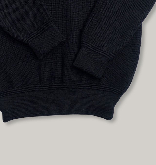 HEIMAT MERINO CREWNECK SWEATER - BLACK