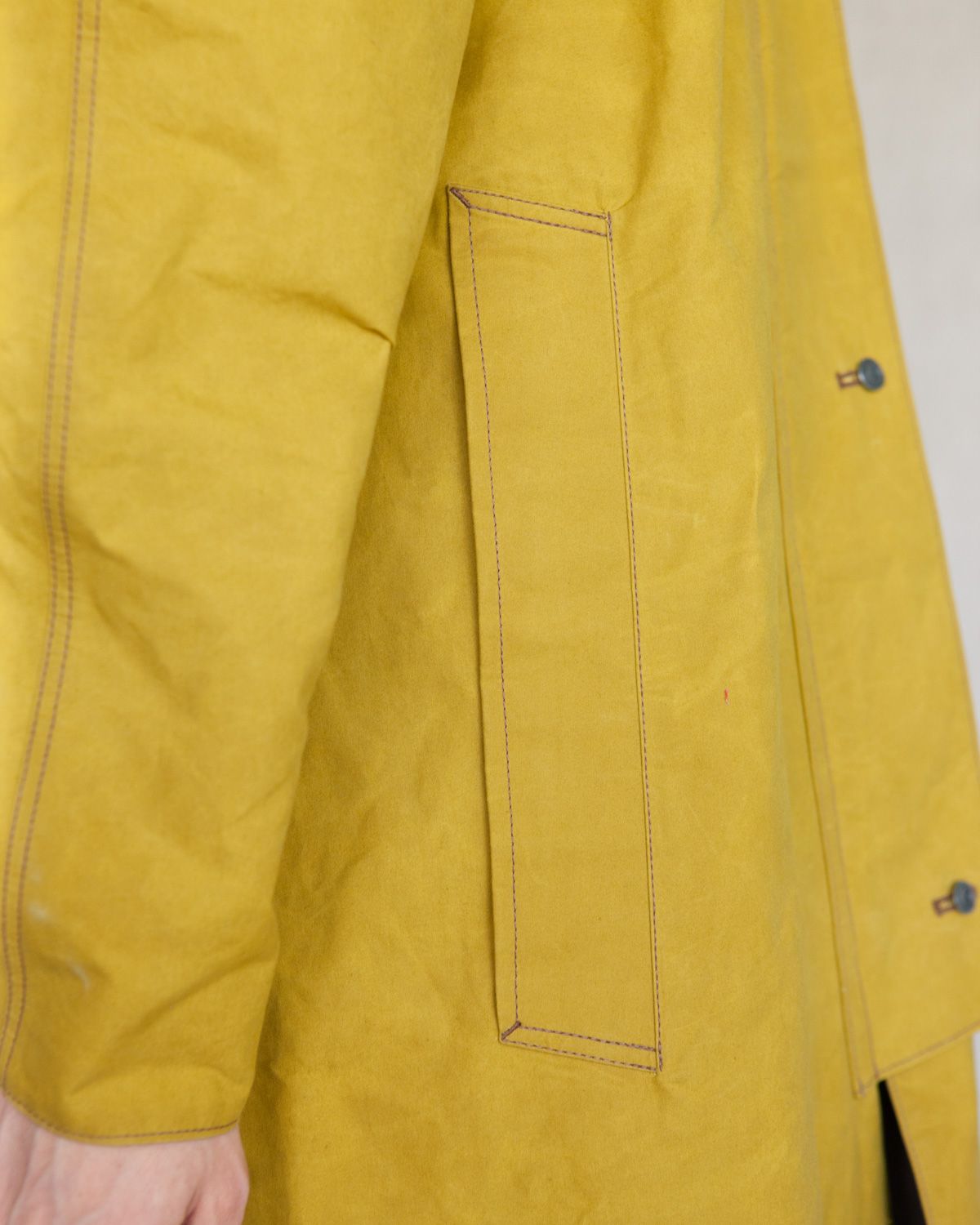 W'MENSWEAR REVERSIBLE CYCLING TRENCH - OLIVINE