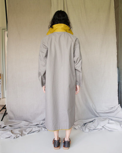 W'MENSWEAR REVERSIBLE CYCLING TRENCH - OLIVINE