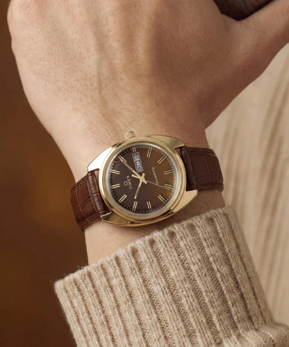 TIMEX 1978 DAY DATE FUMÉ 37MM - BROWN CROC LEATHER STRAP