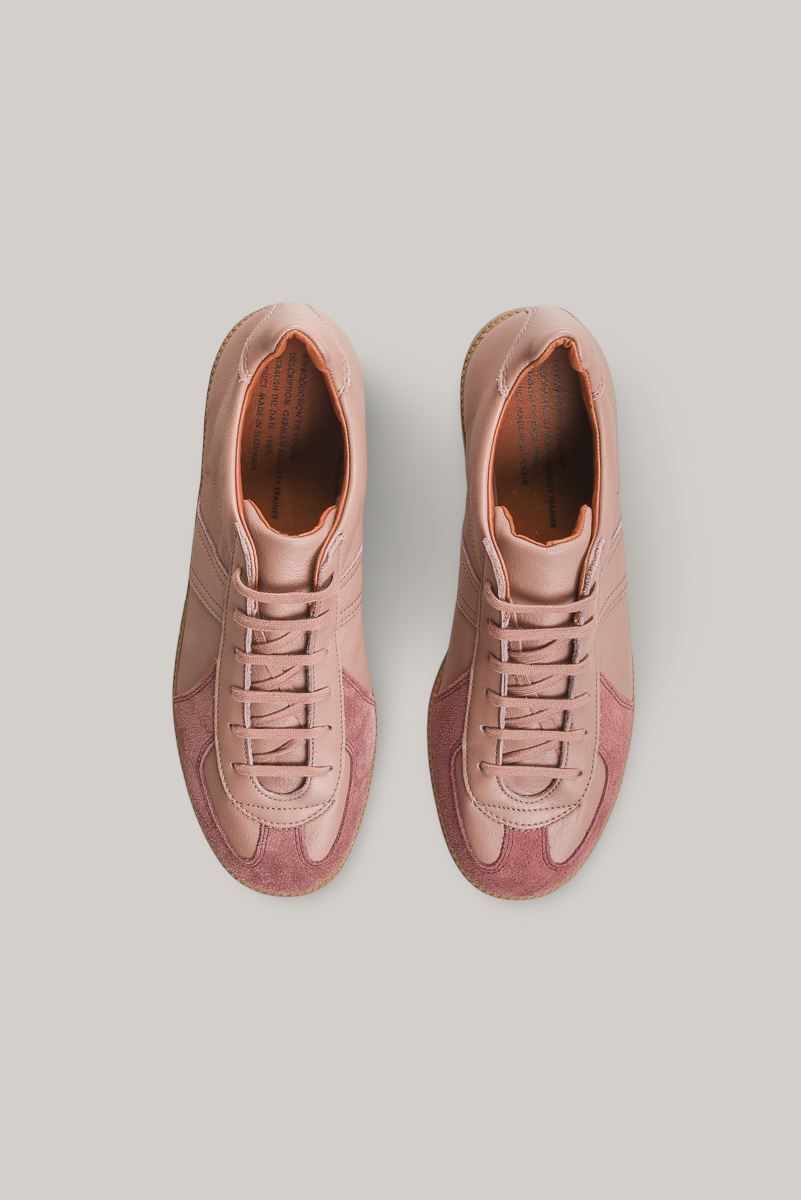 REPRODUCTION OF FOUND - GERMAN MILITARY TRAINER - BROWN ROSE